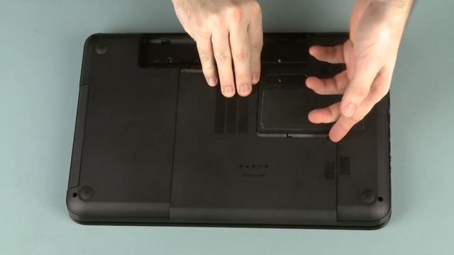Replace the service cover | HP Pavilion g6-2000 Notebook | HP Support смотреть онлайн
