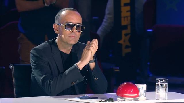 El EMOTIVO HOMENAJE de este niño cantante a su HERMANO | Audiciones 9 | Got Talent España 7 (2021) смотреть онлайн