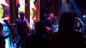 Звери - Девочки, мальчики танцуют