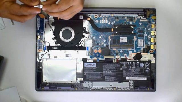 ?️ Lenovo IdeaPad 3 Touch Intel Core i5-1035G1 disassembly & upgrade options смотреть онлайн