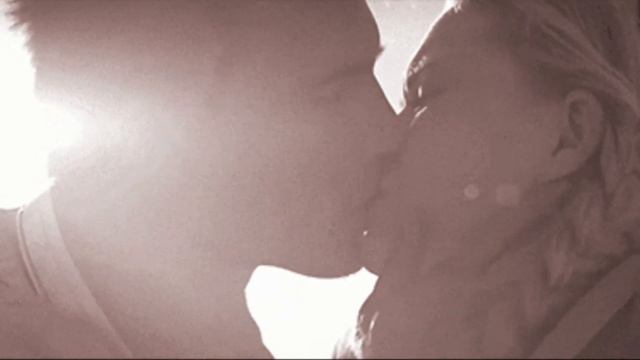 Заласкаю поцелуем- Павел Антипин смотреть онлайн