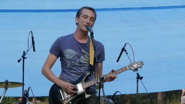 Bert Bebertos - Englishman in New York смотреть онлайн