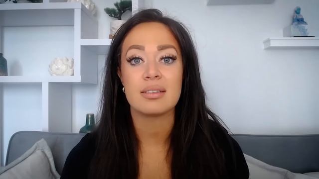 What Happens When You Stop Chasing An Avoidant Attachment Style? смотреть онлайн