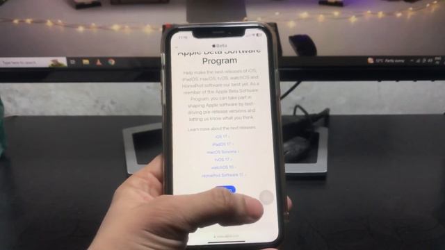 iPhone X on iOS 17.4 - How to install iOS 17.4 Beta on iPhone X смотреть онлайн