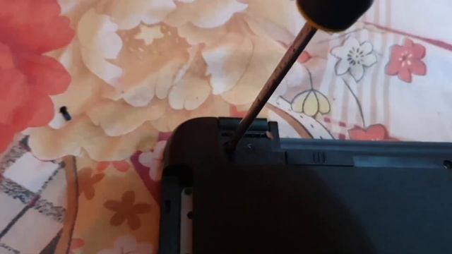 HP TPN-C126 Laptop Disassembly смотреть онлайн