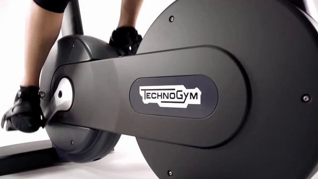 Велотренажер Technogym Bike Forma DEC43LQ смотреть онлайн