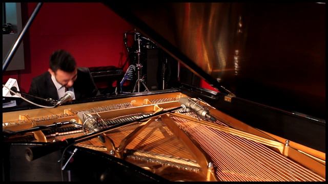 Tigran Hamasyan - "What The Waves Brought" смотреть онлайн