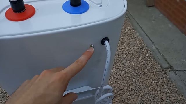 Внешний вид водонагревателя Electrolux EWH 50 Formax смотреть онлайн