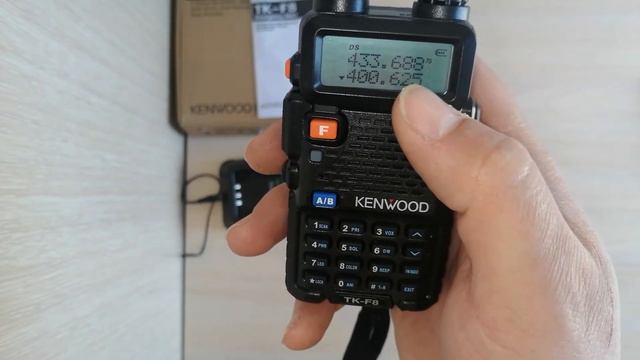 Kenwood TK- F8. Обзор рации. смотреть онлайн