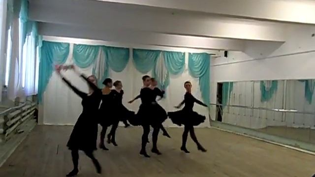 Народная стилизация "Девка по саду ходила" смотреть онлайн