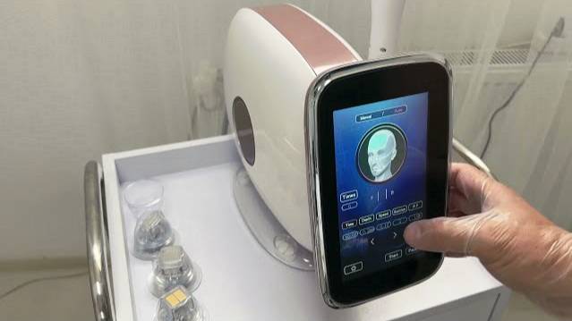 DermapenRFN аппарат сочетающий микронидлинг и RF импульсы смотреть онлайн