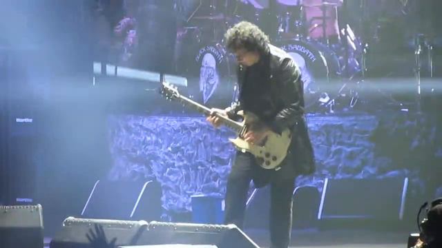 Black Sabbath - Tony Iommi jam - Las Vegas 2013 смотреть онлайн