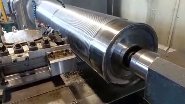 Overhauled TACCHI HD 1000 heavy duty lathe смотреть онлайн