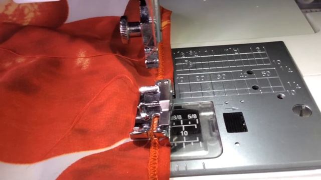 ✂️Как подшить ровно край специальной лапкой? смотреть онлайн