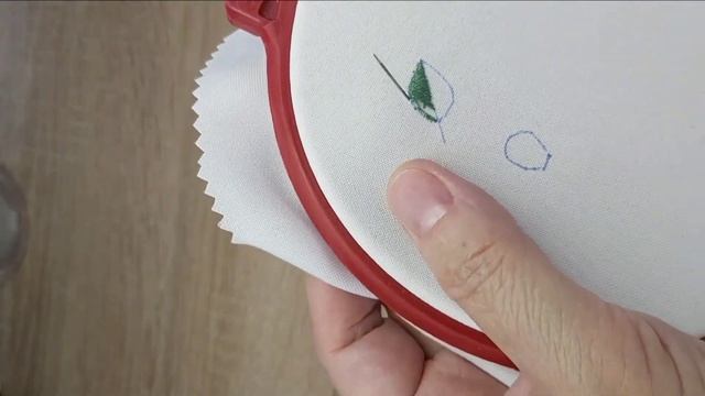 Лист, простая двусторонняя гладь смотреть онлайн