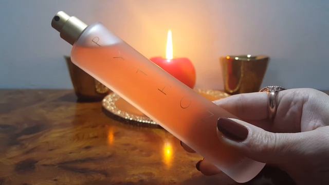 Парфюмерия"демонстрация флакона Python"Trussardi - старый люкс. смотреть онлайн