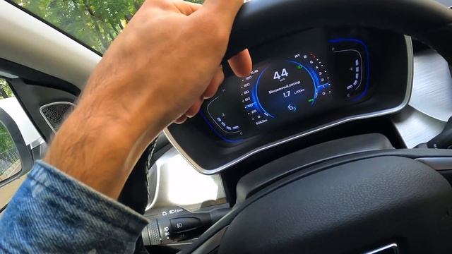 Китайские авто в Московском каршеринге и ужасно работающие карты смотреть онлайн