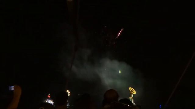 Вечернее шоу - Порт Авентура смотреть онлайн