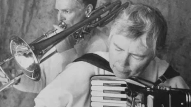 Pauline Oliveros A Love Song смотреть онлайн