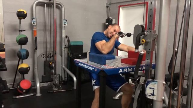 ARM WRESTLING TRAINING FOR TOPROLL/ТРЕНИРОВКА ВЕРХА ДЛЯ АРМРЕСТЛИНГА #armwrestling