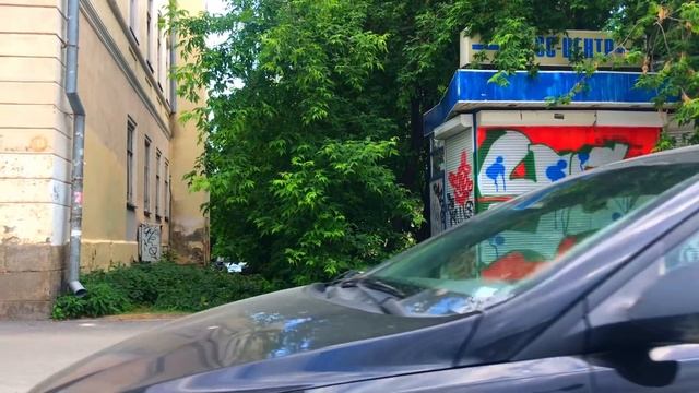 ЧТО НЕРВИРУЕТ В РОССИИ ПОСЛЕ США. Я-ТУРИСТКА ИЗ АМЕРИКИ В ЕКАТЕРИНБУРГЕ. смотреть онлайн