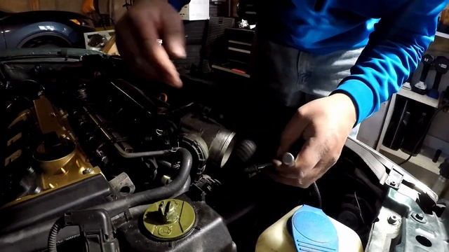 MK4 VW 1.8t Jetta/ Gti alternator replacement смотреть онлайн