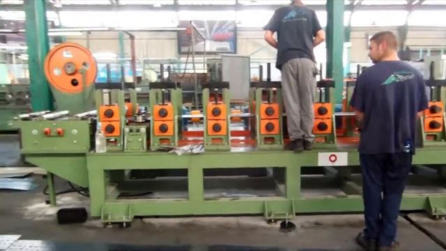 Upright roll forming line, профилирующая машина для стоек смотреть онлайн