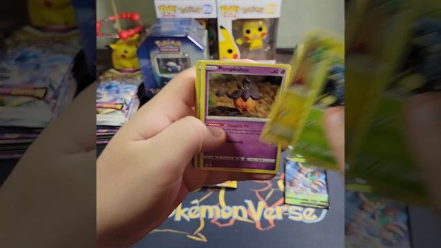 Evolving Skies ETB, Can I Pull Umbreon VMAX Alt Art?? смотреть онлайн