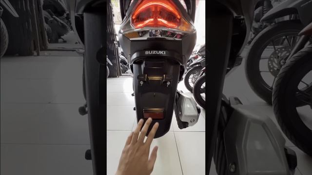 PinakaMurang Malaking Touring 125cc Scooter Suzuki Burgman Street 125 смотреть онлайн