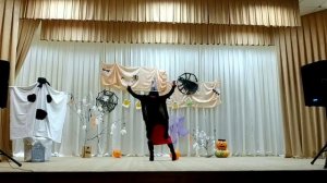 Танец Ведьмы / Танец ведьмы на Хэллоуин праздник