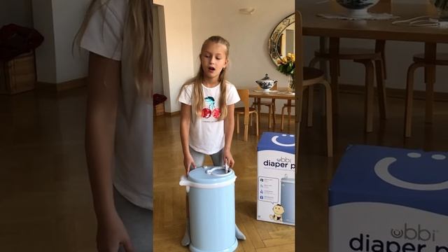 Накопитель для подгузниковUBBI смотреть онлайн