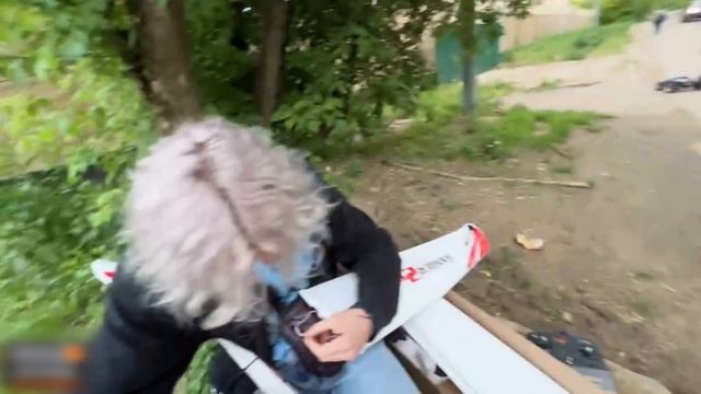 ХАЗЯЕВА СЛОМАЛИ САМОЛЕТ ЗА 30К | ХАЗЯЕВА ТЕСТИРУЮТ САМОЛЕТ И МАШИНУ НА ПУЛЬТЕ УПРАВЛЕНИЯ? смотреть онлайн