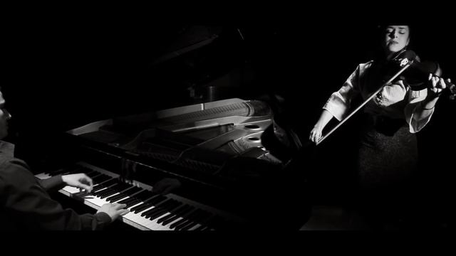 Schindler's List Music Theme - Ioulia Selalmazidi & Manos Psarris - Violin & Piano смотреть онлайн