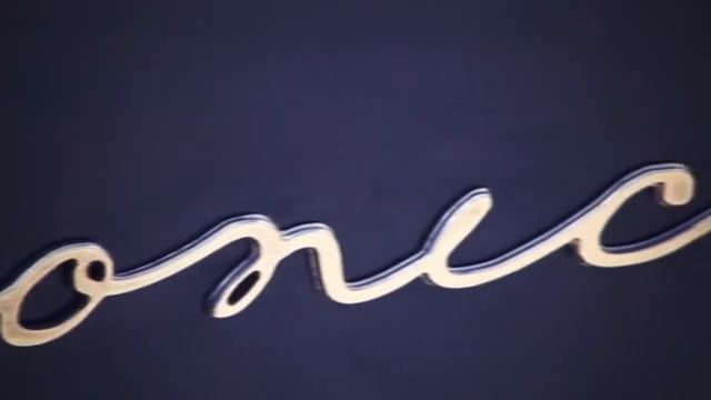 Monica 590 - Оригинальный подарок жене. смотреть онлайн