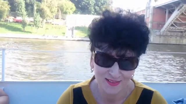 Командная экскурсия по Москва-реке! смотреть онлайн