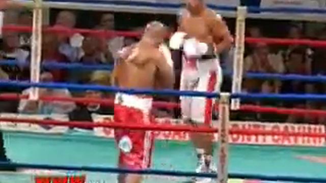 BOXE-LAURI vs DI ROCCO 2°Round смотреть онлайн