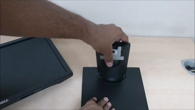 DELL Monitor E1916HV Unboxing and Review! смотреть онлайн