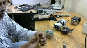 benq mx511 projector,problem is dots on display and how to remove dots on display