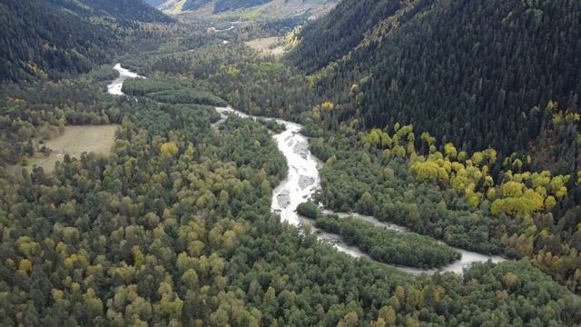 Архыз. К слиянию рек Псыш и Кизгич смотреть онлайн