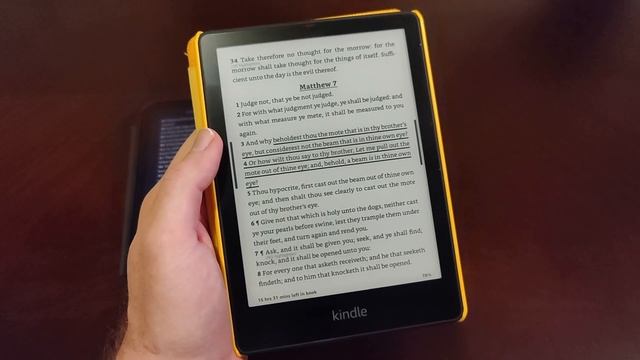 iPad Mini (6th Gen) vs Amazon Kindle Paperwhite - Reading Experience смотреть онлайн