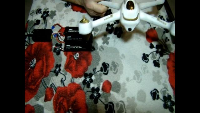 Почему вздуваются аккумуляторы у квадрокоптера - Hubsan H501S ? смотреть онлайн