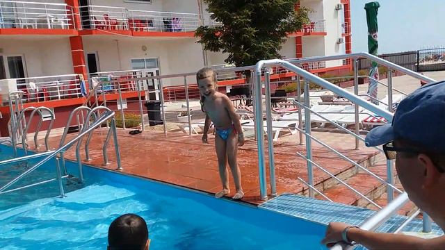 Затока. База отдыха Дельфин.Бассейн. смотреть онлайн
