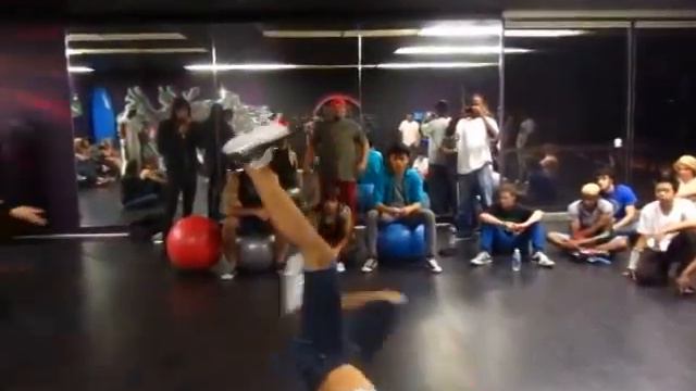 Dance Planet: Tie Breaker! Foolio (Until We Die) vs. Nico (UF) смотреть онлайн