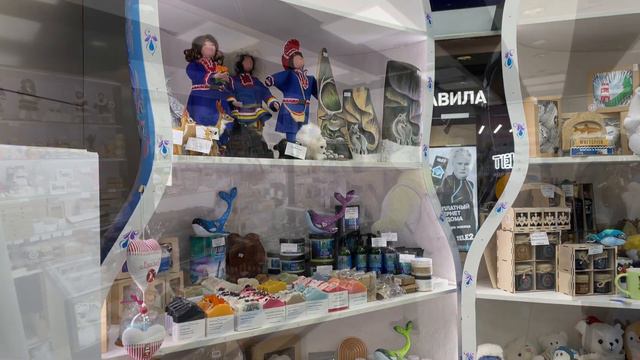 Мурманск . Что привезти из Мурманска в 2024 году? Сувенирный-гид | 摩尔曼斯克 смотреть онлайн