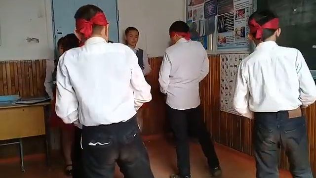 Танец мальчиков для мамы 7 класс сш. им. О. Ногойбаева смотреть онлайн