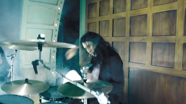 Escape the Fate - Alive (2015) смотреть онлайн