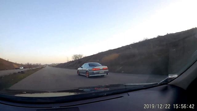 Lexus ES350 vs Toyota mark II Tourer V смотреть онлайн