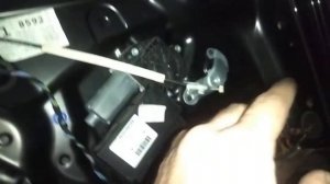 Замена заднего замка двери Туарег GP. Как снять карту двери.