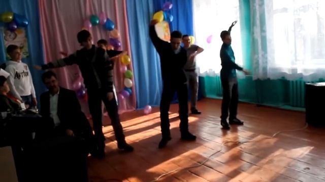 А как ты жжешь???)Прикол,очень смешное видео!) смотреть онлайн