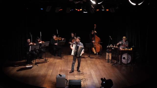 João Pedro Teixeira Accordion and String Quintet I Chenhenhem by Hermeto Pascoal смотреть онлайн